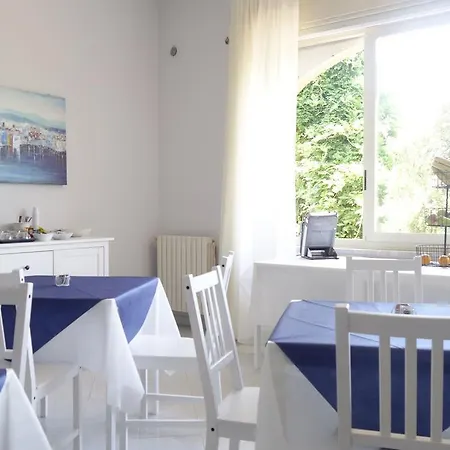 Palici Bed & Breakfast 3*
